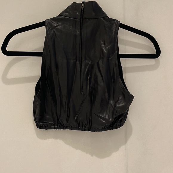 Vintage 70s Cropped Mock Neck Top - Picture 2 of 3